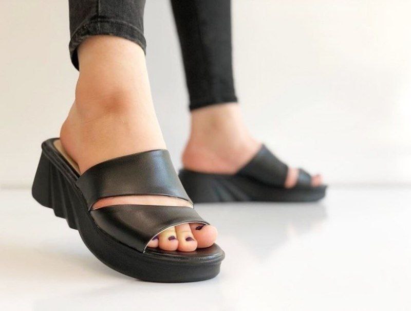 همکاری کفش الماس?