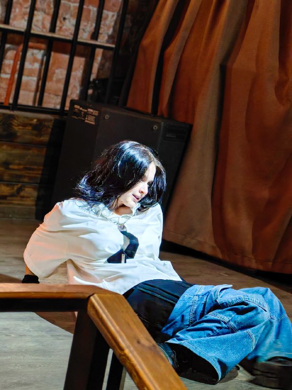 вчера помыла полы на сцене ***🤩***