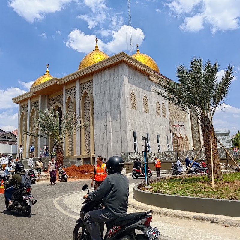 Pemateri : Ustadz Fandi Kasbara Harahap, …