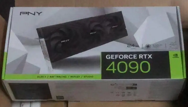 插播一条快讯，NVIDIA [4090](https://www.pny.com/pny-geforce-rtx-4090-24gb-xlr8-rgb-triple-fan)（现货）和 H100（非现货）有需要的私聊***🫣***