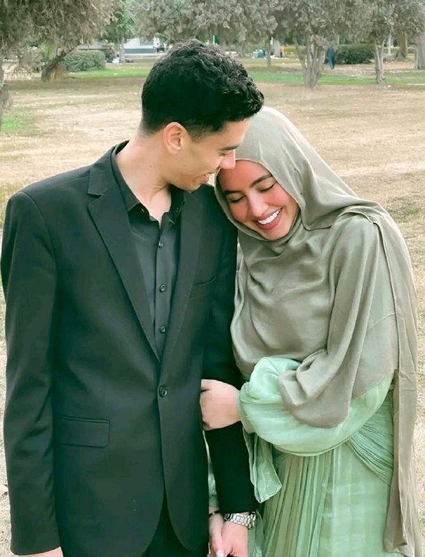 **ألتقطتني يد حنونة")***♥️*****