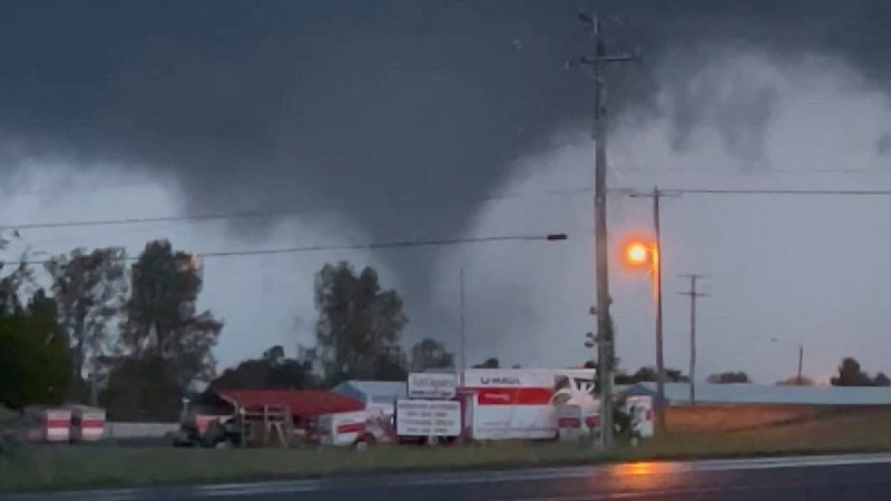 **Deadly summer storms rain down on US: Twenty one dead in the South as NYC is put on 'red alert'**