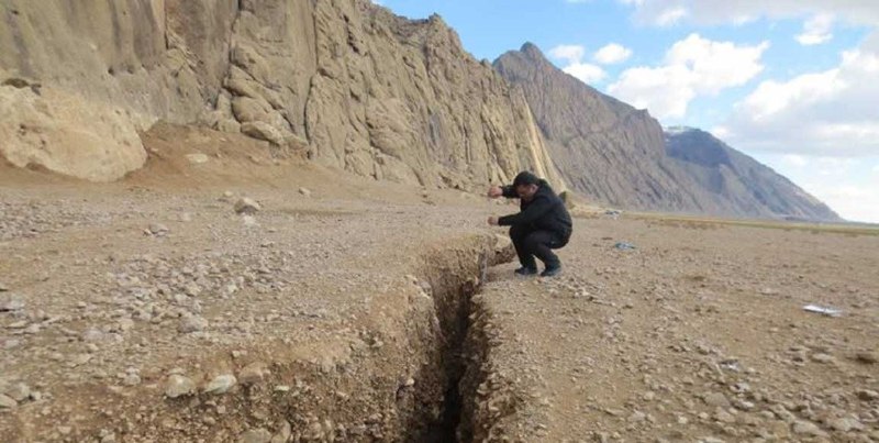 گزارشی تکاندهنده از وضعیت فرونشست زمین در ایران؛ ۵۶ هزار کیلومترمربع از مساحت کشور و ۲۶۵ شهر در کام فرونشست
