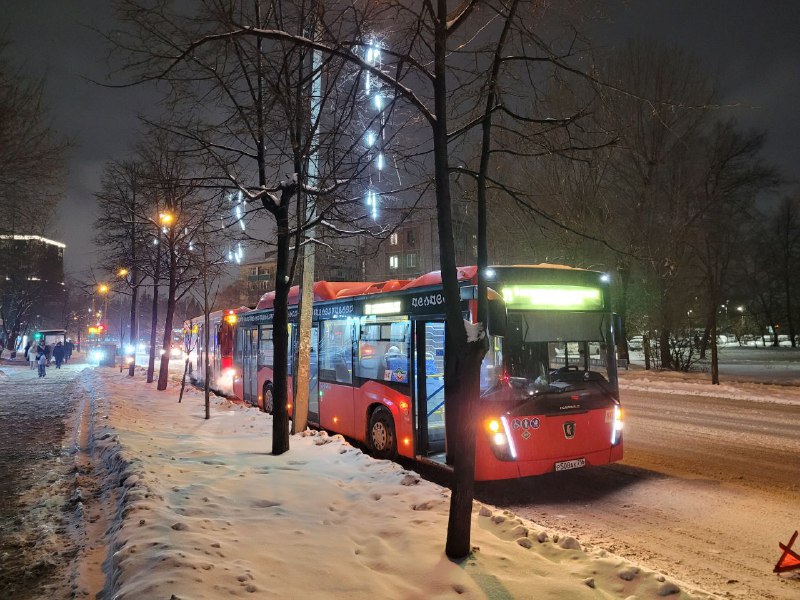 Краснобусы ПАТП-2 и КПАТП-9 не поделили …