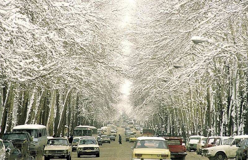 تصویری دیدنی از خیابان ولیعصر تهران …
