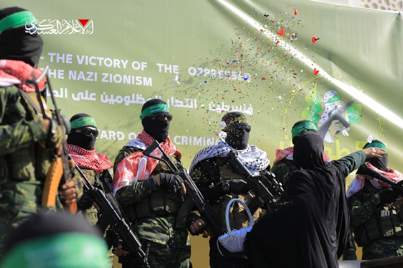 **مشاهد يحبُها اللَّه ورسولهُ***💚***