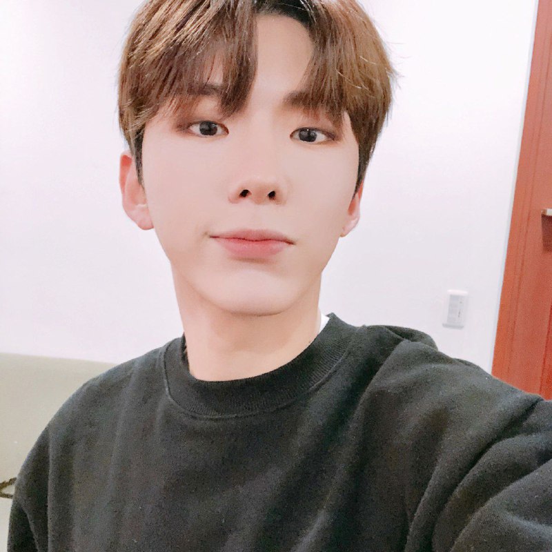 ◡̈ ⨾ 𝘒𝘪𝙝𝙮𝙪𝙣. ˒˒