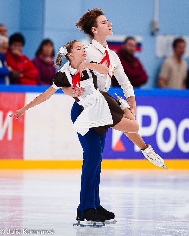 Юлия Комарова 📷