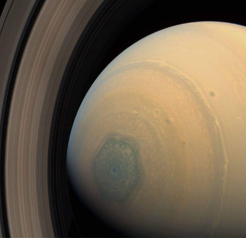 Saturn's hexagon at the planet's north …