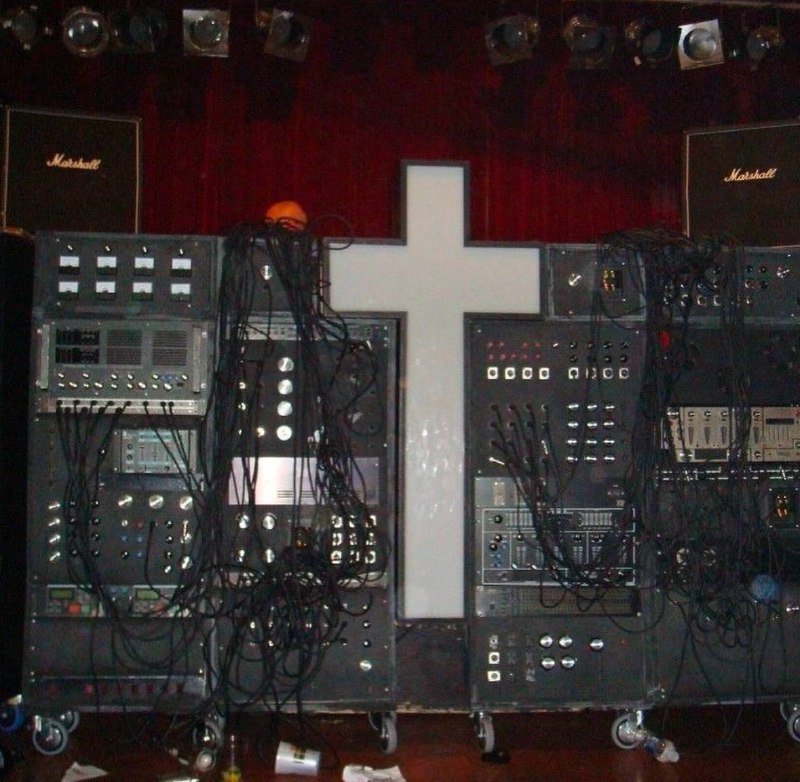 Меня просто заебало, что я слишком …