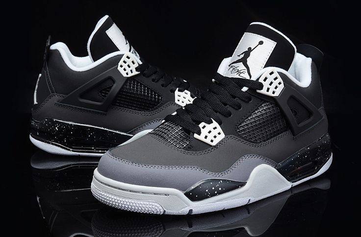 Nike Jordan 4 ***⚫️***