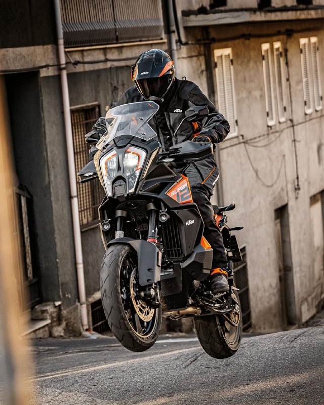 [www.ktm-motorcycles.ru](http://www.ktm-motorcycles.ru/)