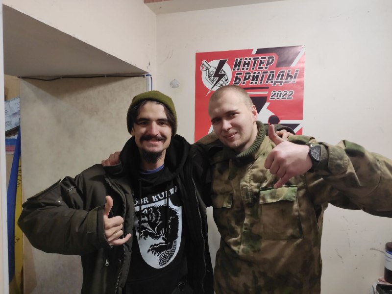 [Обнял](https://t.me/bolshakov_gang/3939?single)