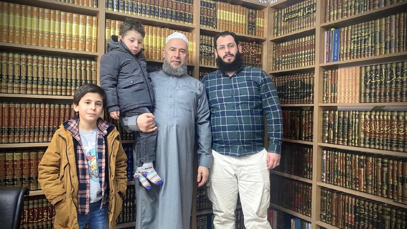 آخر صورة لي مع شيخي الحبيب …