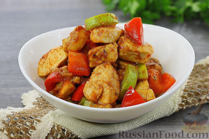 ***🐔*****Курица с кабачком в сливочном соусе!**