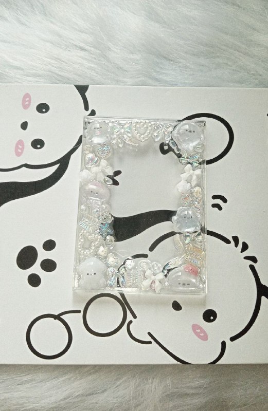 ***🤍*** White jelly theme acrylic case