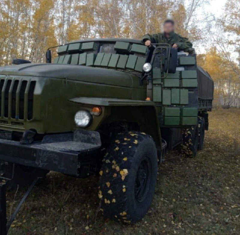 Міни та кава з канапками!