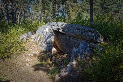 ***🇫🇷*** Dolmen de Chardonnet à La …