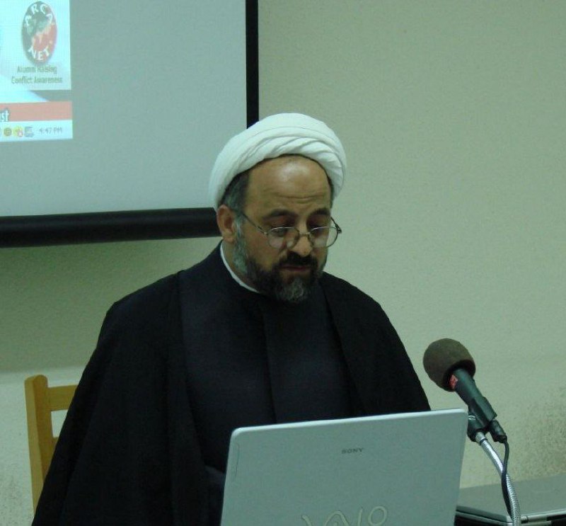 الأستاذ الدكتور شمس