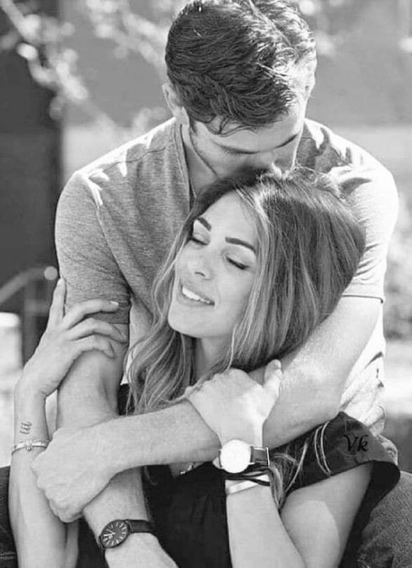 ‏مهما بلغَ الرجل من القُوَّة فإنَّه …