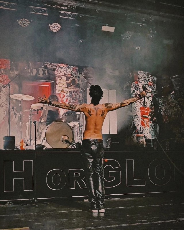 Remington Leith | Palaye Royale