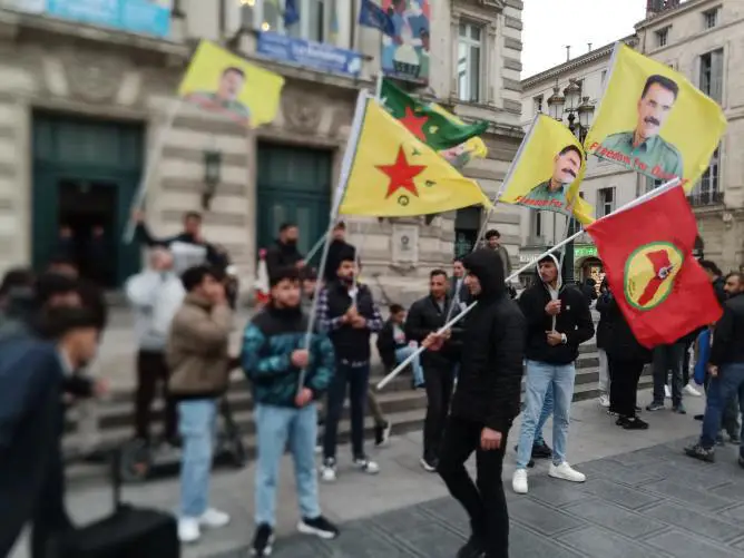 Une soixantaine de membres de la gauche kurde et leurs soutiens ont manifesté à Montpellier ce samedi 27 avril en …