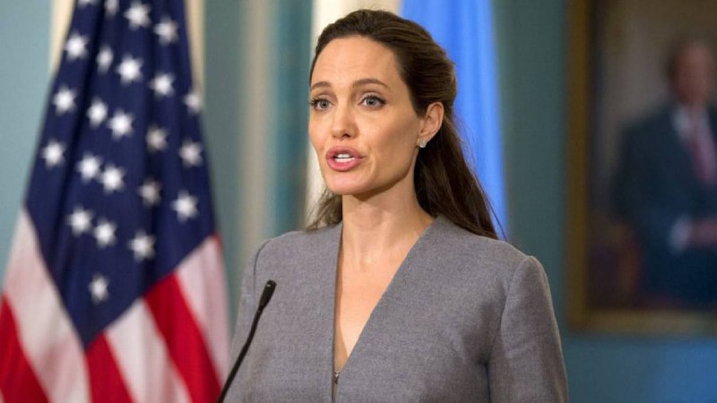 ***🔴***Hollywood oyuncusu Angelina Jolie, dünya liderlerini …