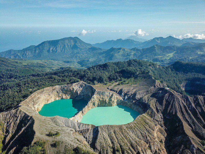 Kelimutu — İndoneziyada dağdır və geoloji …