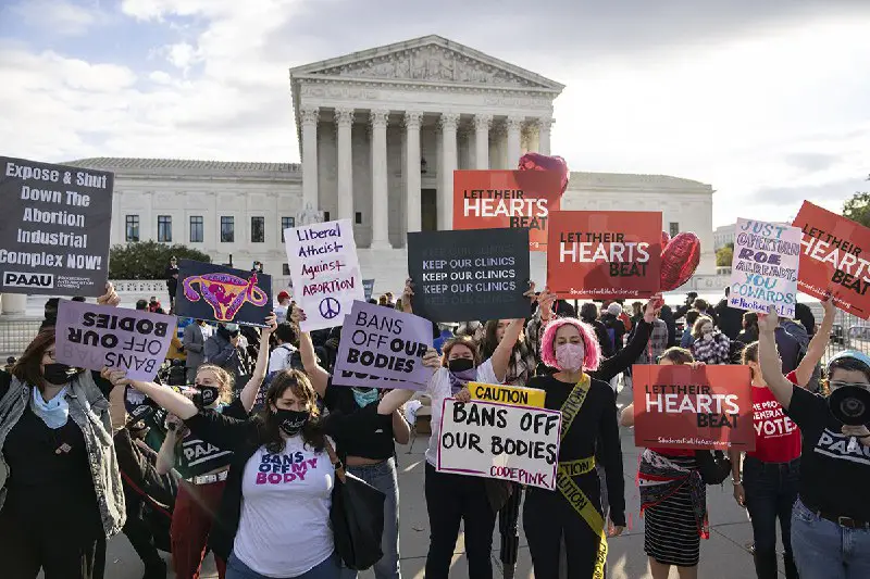 LEAKED: U.S. Supreme Court has voted to overturn abortion rights, draft opinion shows