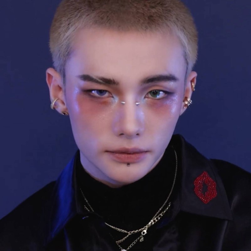 🦵 Алиса Согибаева 🦵