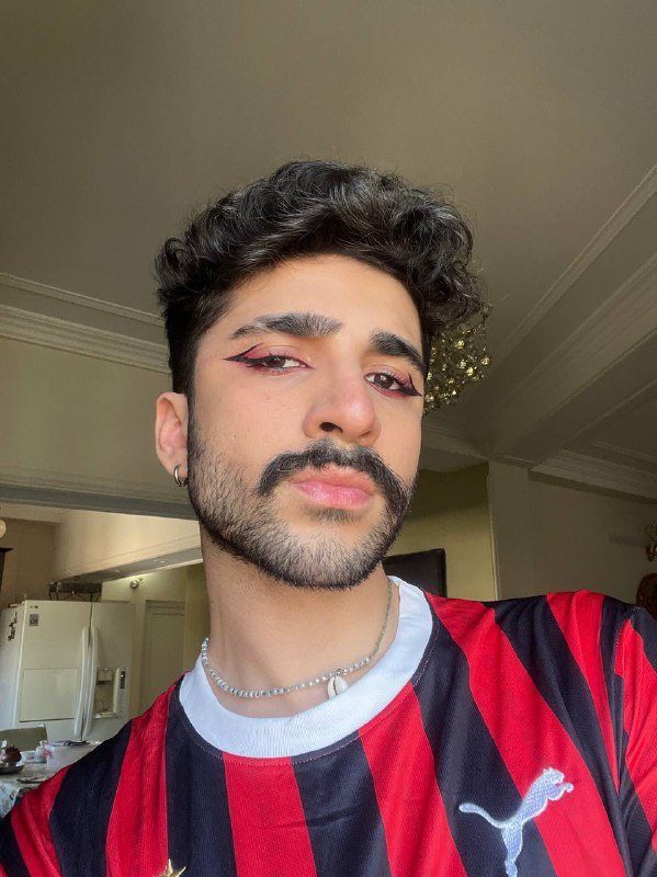خطوط‌ چشم‌ها
