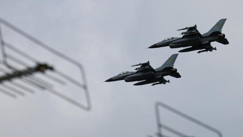 **Украина получила вторую партию истребителей F-16 …