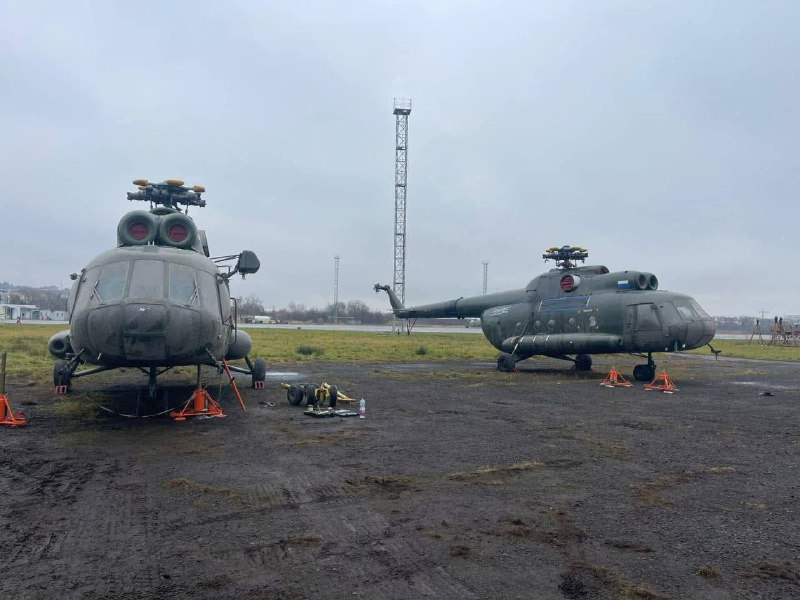 Польша передала Украине два списанных вертолета …