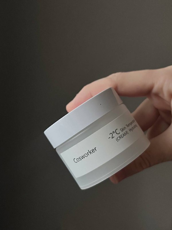 [Увлажняющий крем для лица COSWORKER](https://goldapple.ru/65970100004-hydrating-cream)