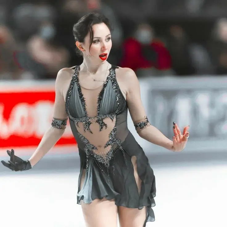 Elizaveta Tuktamysheva_Fan