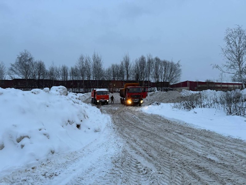 **В Лобне убрали почти 3000 кубометров …