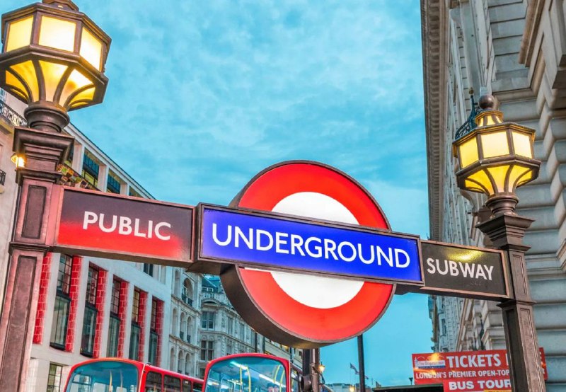 Число карманных краж в лондонском метро …