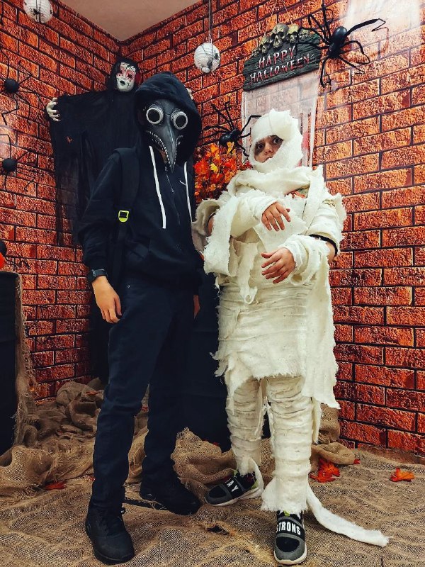 Halloween блииизко ***👻***