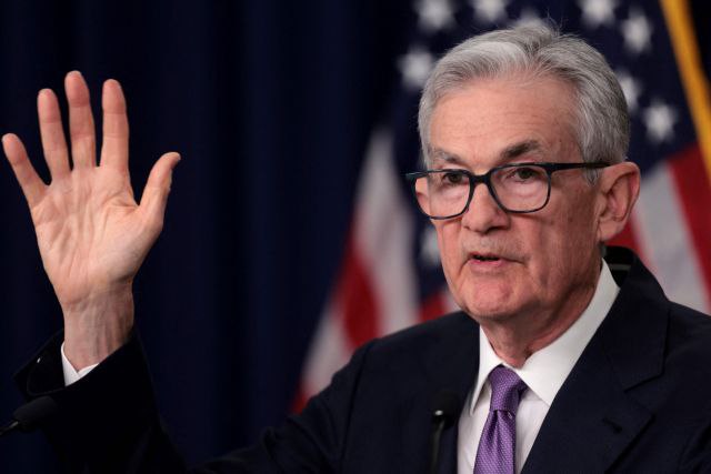 FOMC 회의록 “인플레이션 2%를 향해 지속 …
