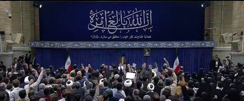 إِنَّ اللَّهَ بَالِغُ أَمْرِهِ