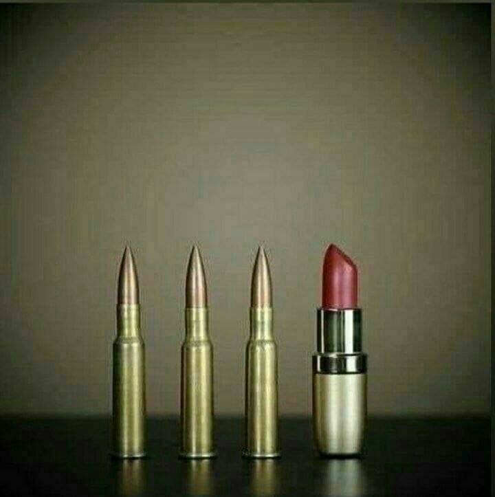 يتشابهان في الشكل ...