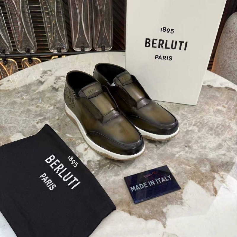 **Berluti** [#обувь](?q=%23%D0%BE%D0%B1%D1%83%D0%B2%D1%8C) [#мужская](?q=%23%D0%BC%D1%83%D0%B6%D1%81%D0%BA%D0%B0%D1%8F)