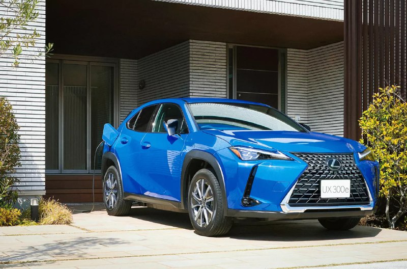 **Гибридный Lexus UX получил в Японии …