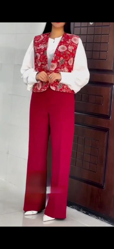 mahbanoo_galeri🧥🥼👗👢 👠👜🎒👛