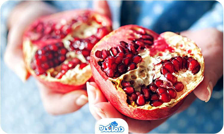 [خواص انار برای کودکان و بزرگسالان](https://www.darmankade.com/blog/benefits-of-pomegranate/#h-%D8%AE%D9%88%D8%A7%D8%B5-%D8%A7%D9%86%D8%A7%D8%B1-%D8%A8%D8%B1%D8%A7%DB%8C-%DA%A9%D9%88%D8%AF%DA%A9%D8%A7%D9%86-%D9%88-%D8%A8%D8%B2%D8%B1%DA%AF%D8%B3%D8%A7%D9%84%D8%A7%D9%86)