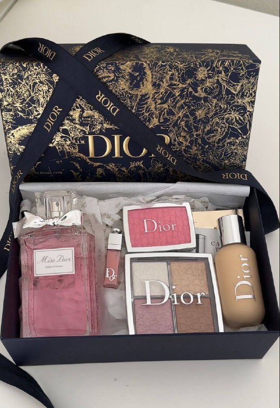 **Dior** палетки ***🧏******🎀***