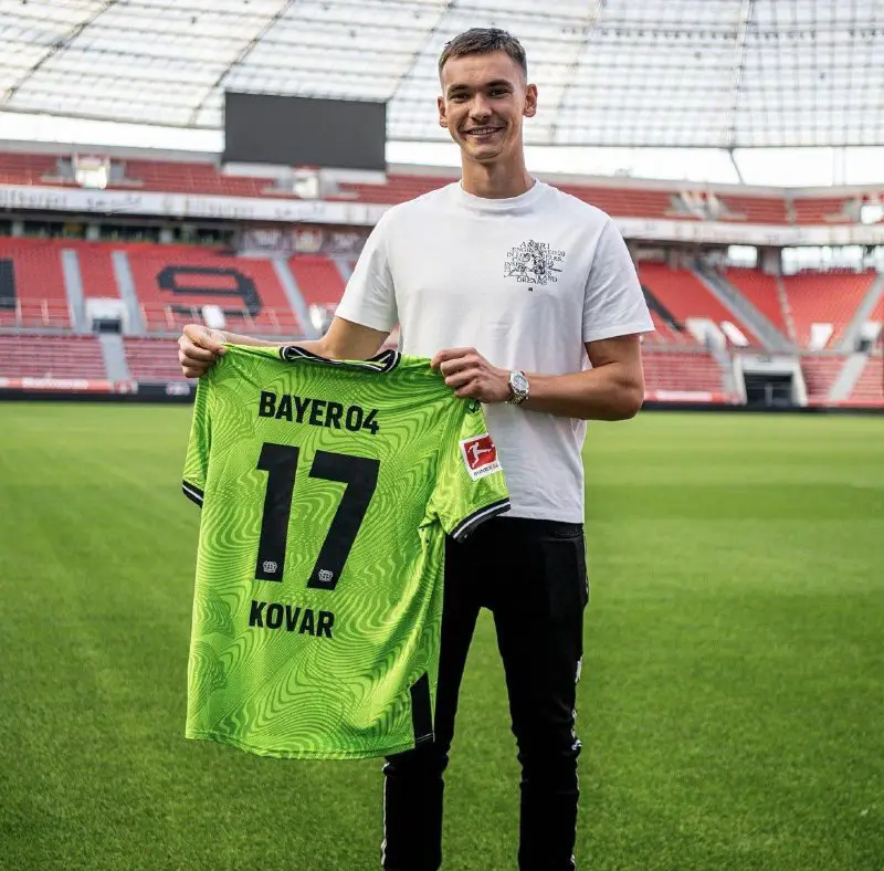 ***🔴***Rasman: Matej Kovarj "Bayer" futbolchisi