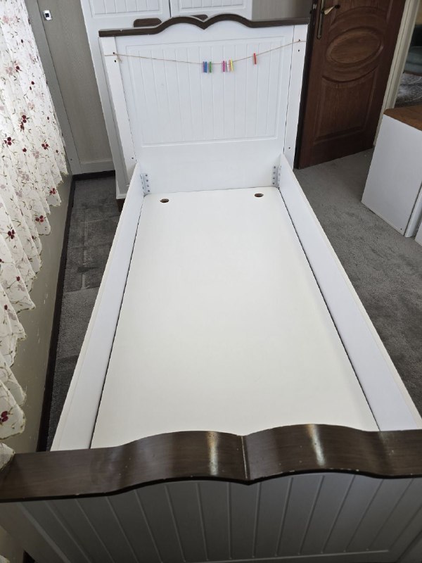 فروشگاه‌های خیریه ماندگار 09187779409
