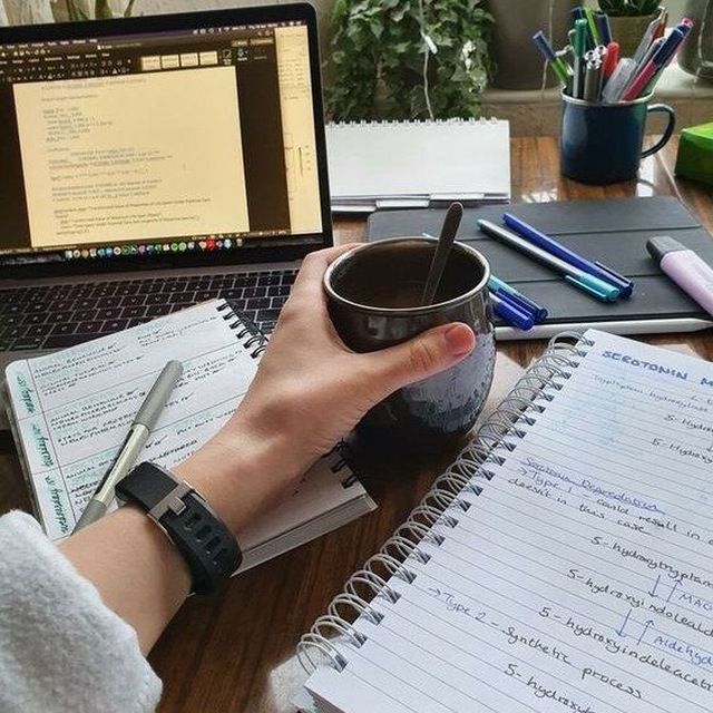 تکست باکسای خوشگل برای دیزاین استوری …