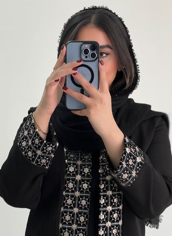 Manto_jamepasand